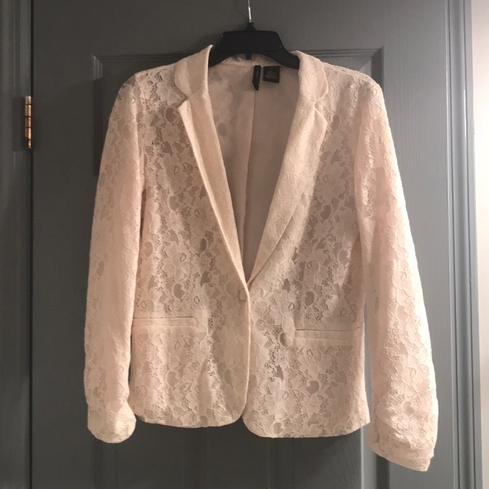 Light weight lace blazer
